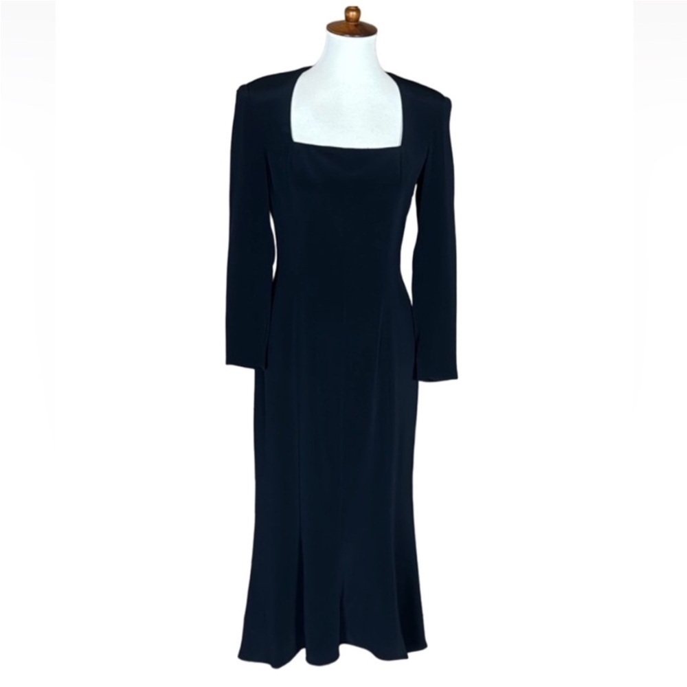 Oleg Cassini Black Tie Elegant long Black Dress / gown with long sleeves Size 6